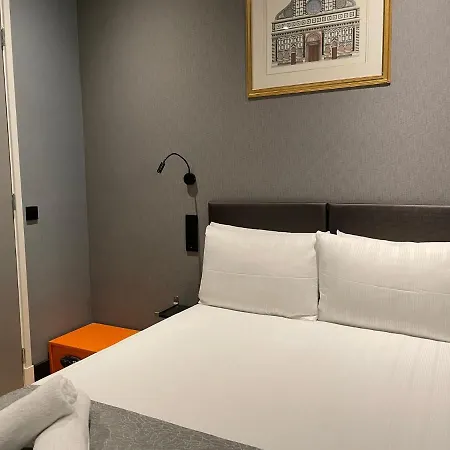 Szálloda H3 Center Rotterdam