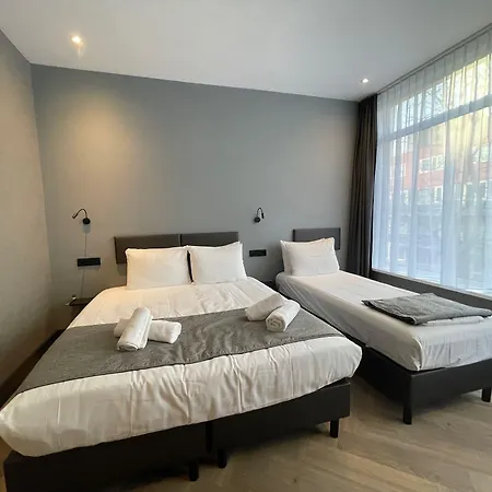H3 Center Hotel