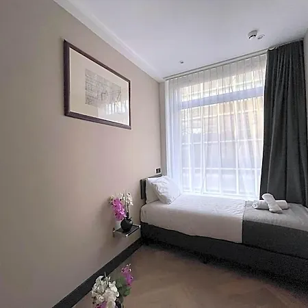 Hotel H3 Center
